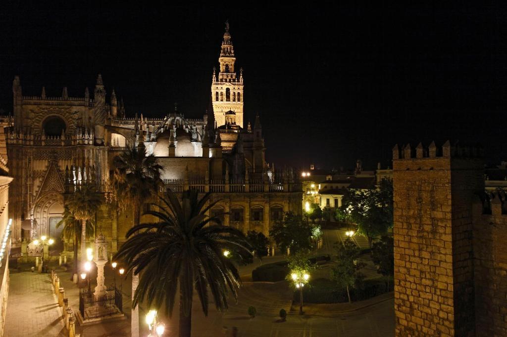 Suite Alcazar Siviglia Esterno foto
