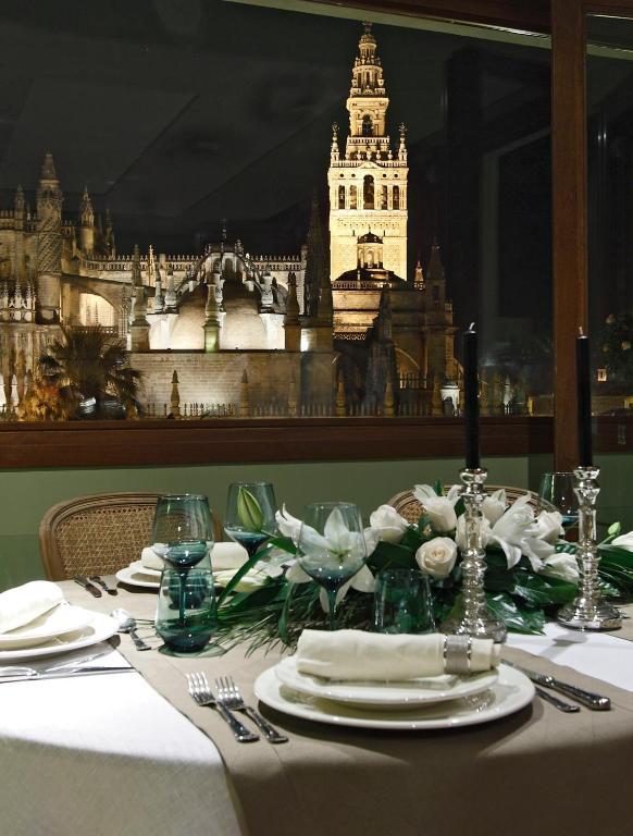 Suite Alcazar Siviglia Esterno foto