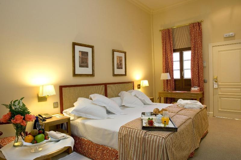 Suite Alcazar Siviglia Esterno foto